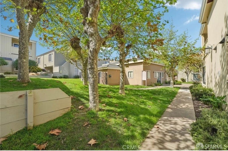 820 Casanova Avenue 41
