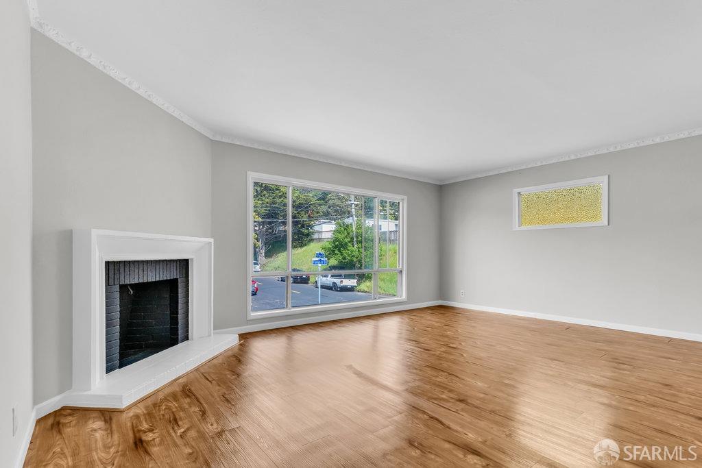 Daly City, California 94014, United States, 2 Bedrooms Bedrooms, ,1 BathroomBathrooms,Residential,Pending,110901