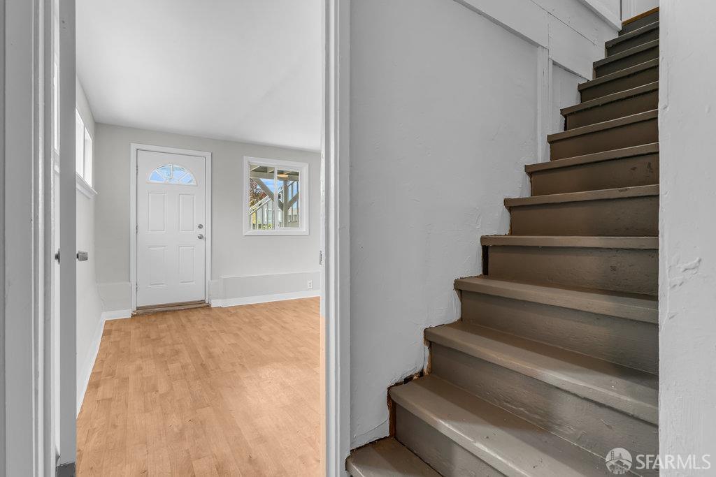 Daly City, California 94014, United States, 2 Bedrooms Bedrooms, ,1 BathroomBathrooms,Residential,Pending,110901