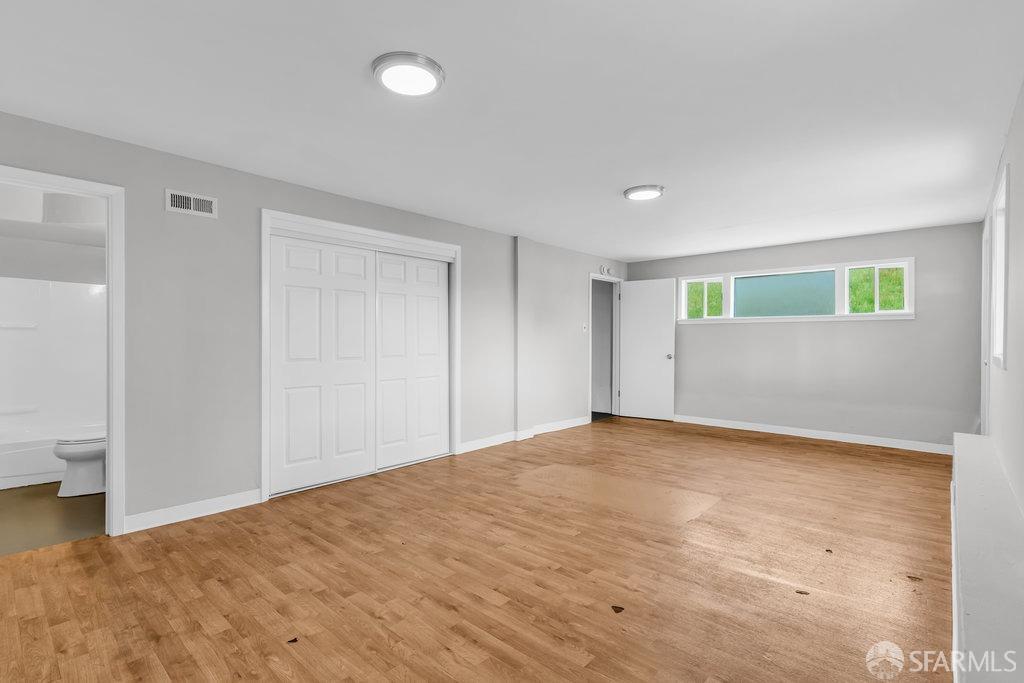 Daly City, California 94014, United States, 2 Bedrooms Bedrooms, ,1 BathroomBathrooms,Residential,Pending,110901