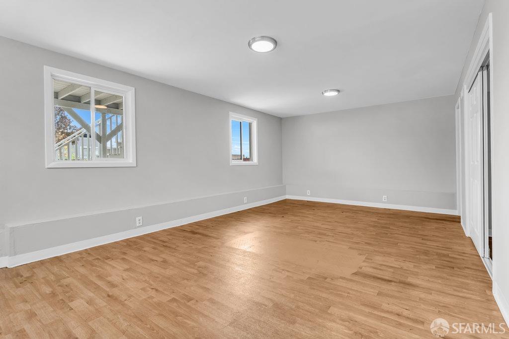 Daly City, California 94014, United States, 2 Bedrooms Bedrooms, ,1 BathroomBathrooms,Residential,Pending,110901