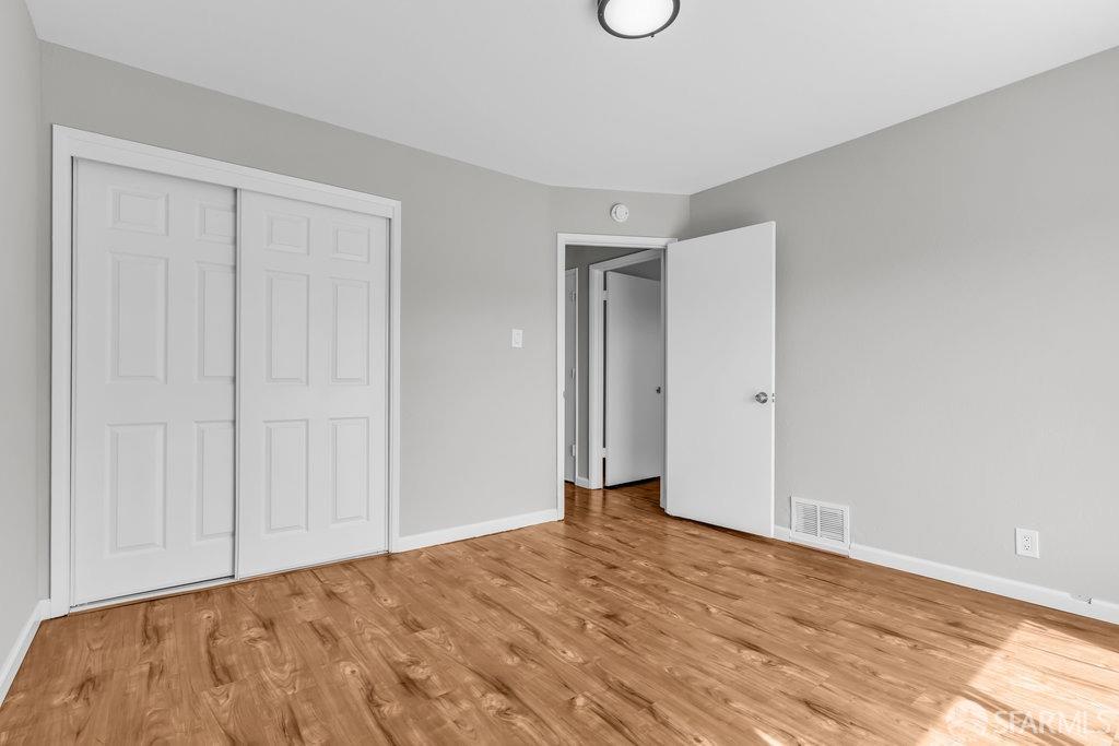 Daly City, California 94014, United States, 2 Bedrooms Bedrooms, ,1 BathroomBathrooms,Residential,Pending,110901