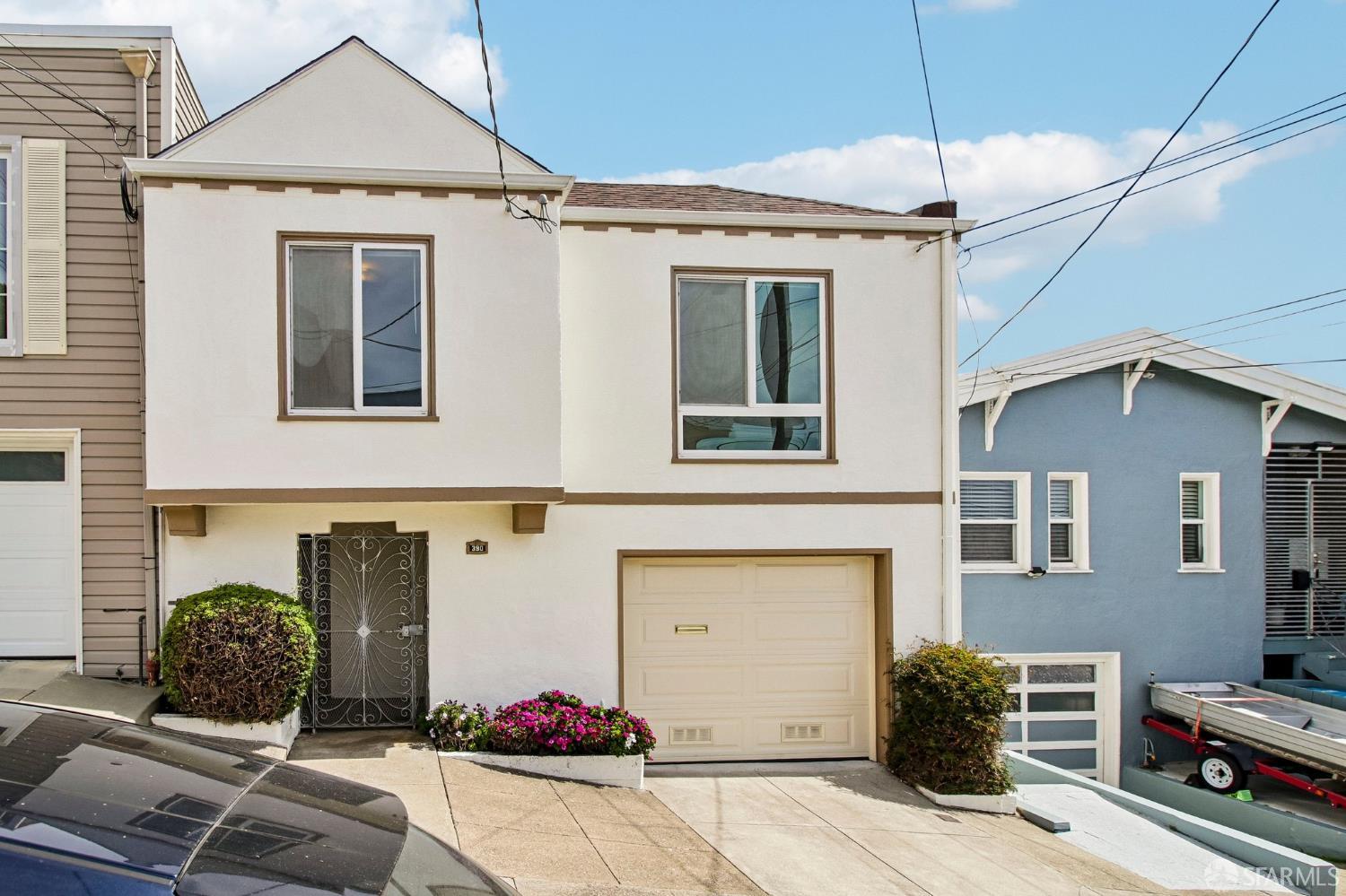 390 Teddy Avenue