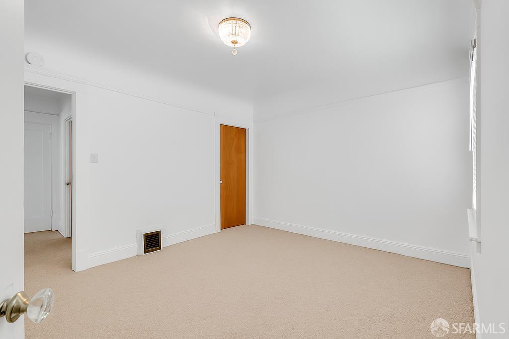 San Francisco, California 94121, United States, 2 Bedrooms Bedrooms, ,2 BathroomsBathrooms,Residential,Pending,186853