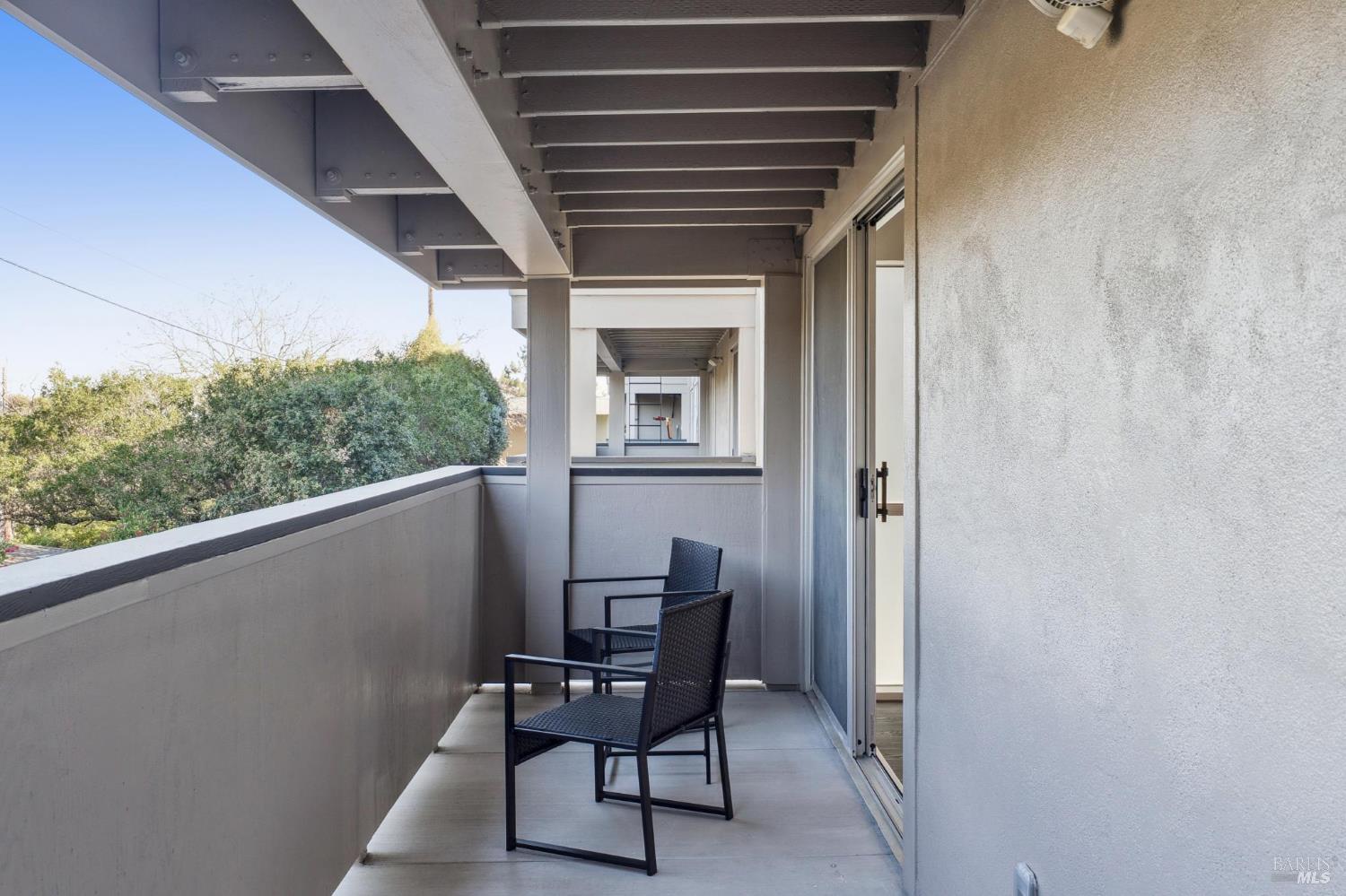 320 Via Casitas Unit 109