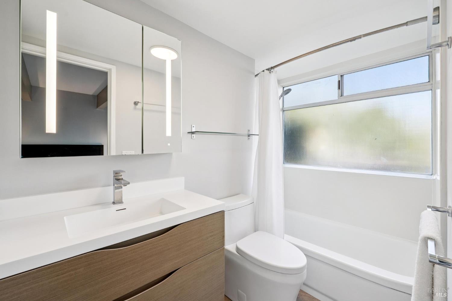320 Via Casitas Unit 109
