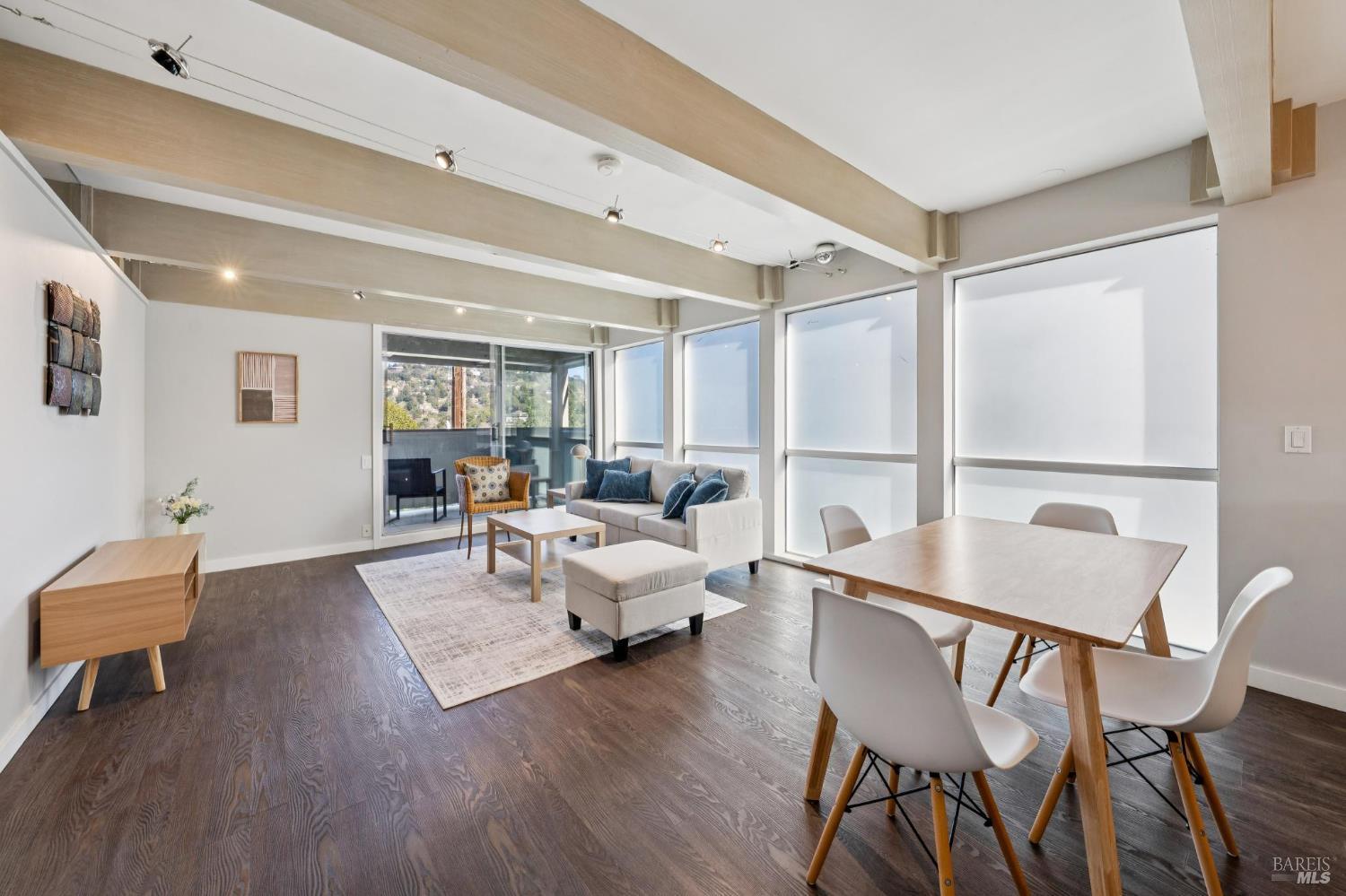 320 Via Casitas Unit 109