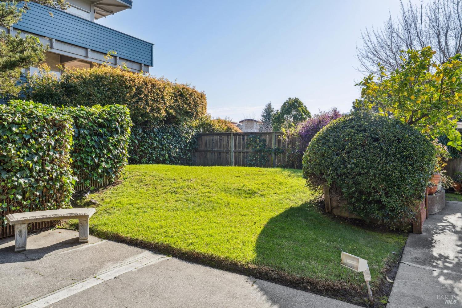 320 Via Casitas Unit 109