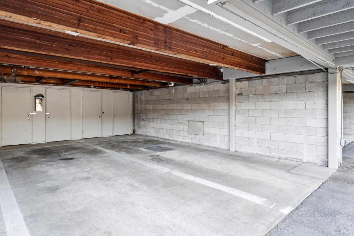 320 Via Casitas Unit 109