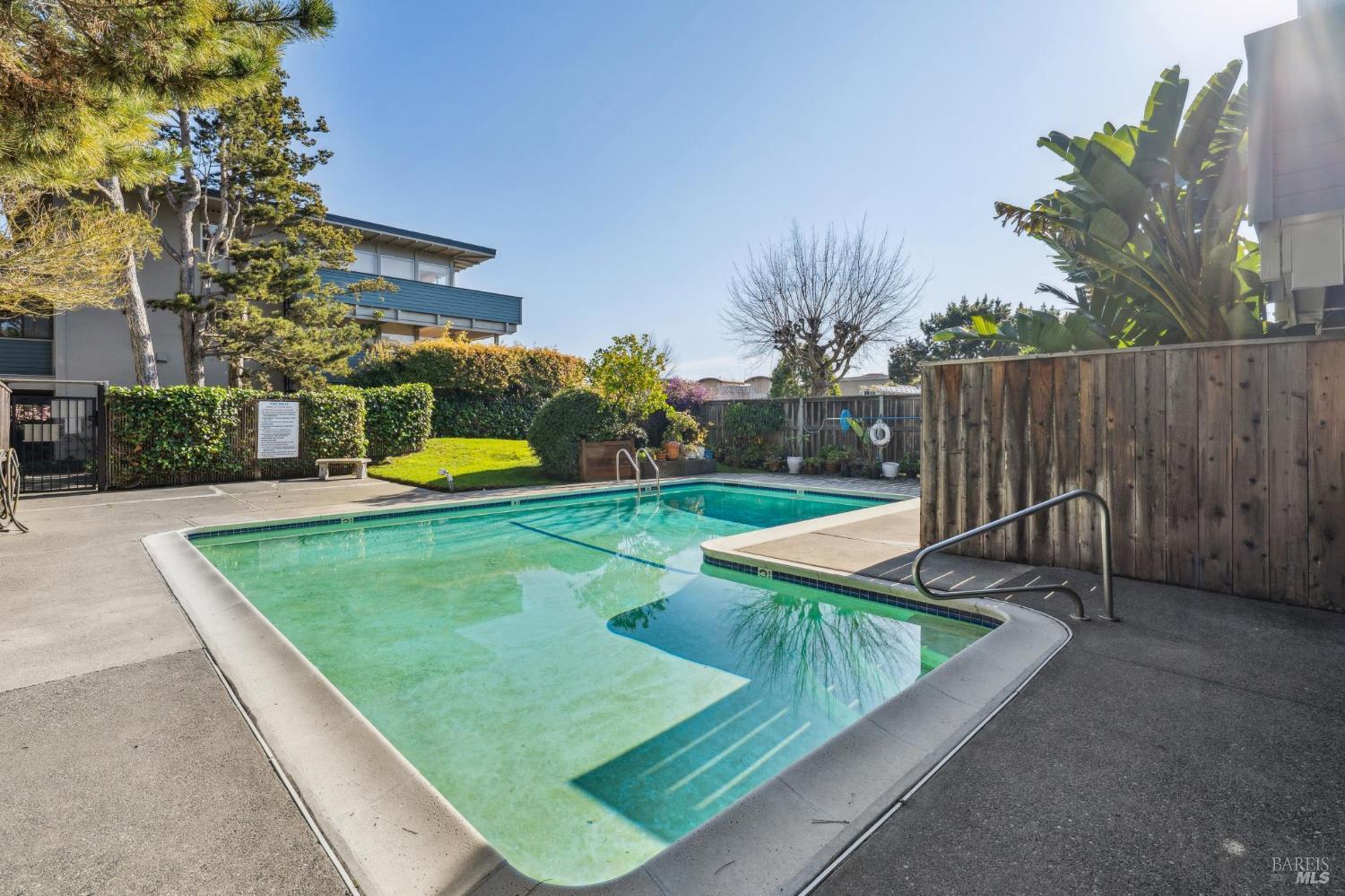 320 Via Casitas Unit 109