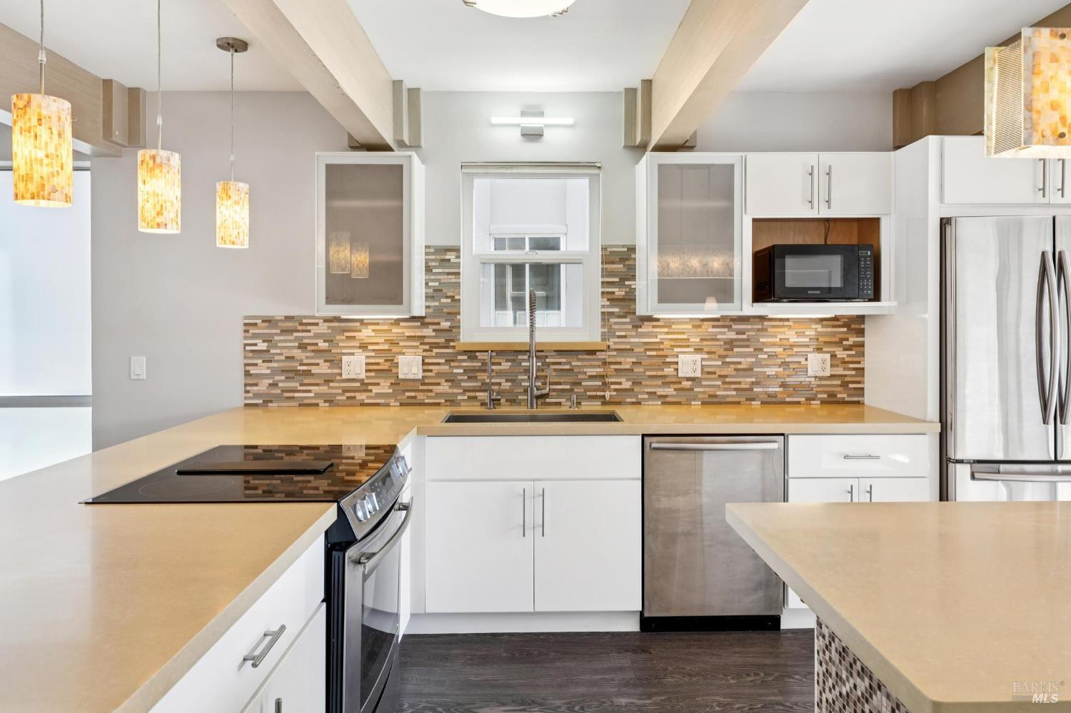 320 Via Casitas Unit 109