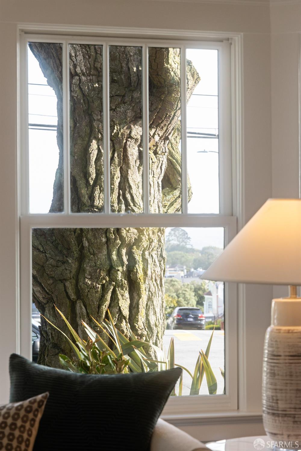 San Francisco, California 94116, United States, 4 Bedrooms Bedrooms, ,3 BathroomsBathrooms,Residential,Pending,120439