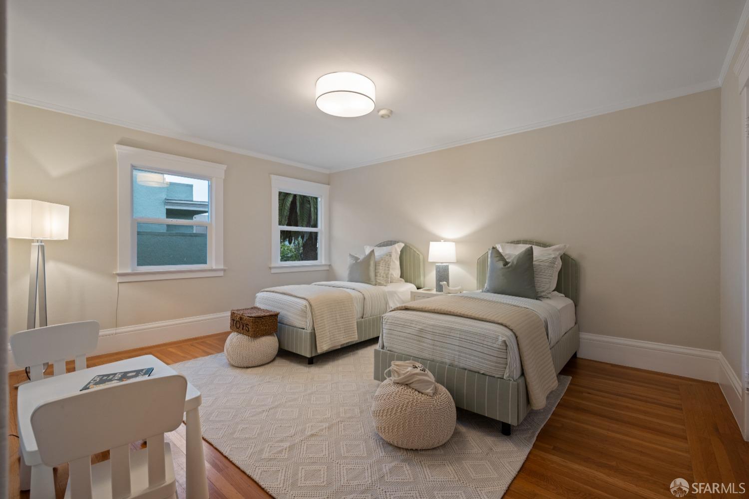 San Francisco, California 94116, United States, 4 Bedrooms Bedrooms, ,3 BathroomsBathrooms,Residential,Pending,120439