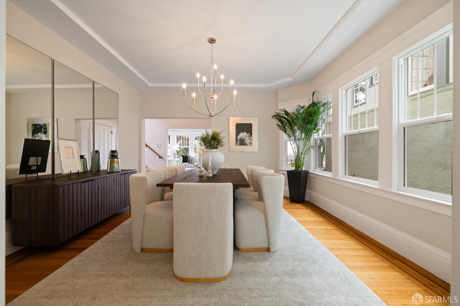 San Francisco, California 94116, United States, 4 Bedrooms Bedrooms, ,3 BathroomsBathrooms,Residential,Pending,120439