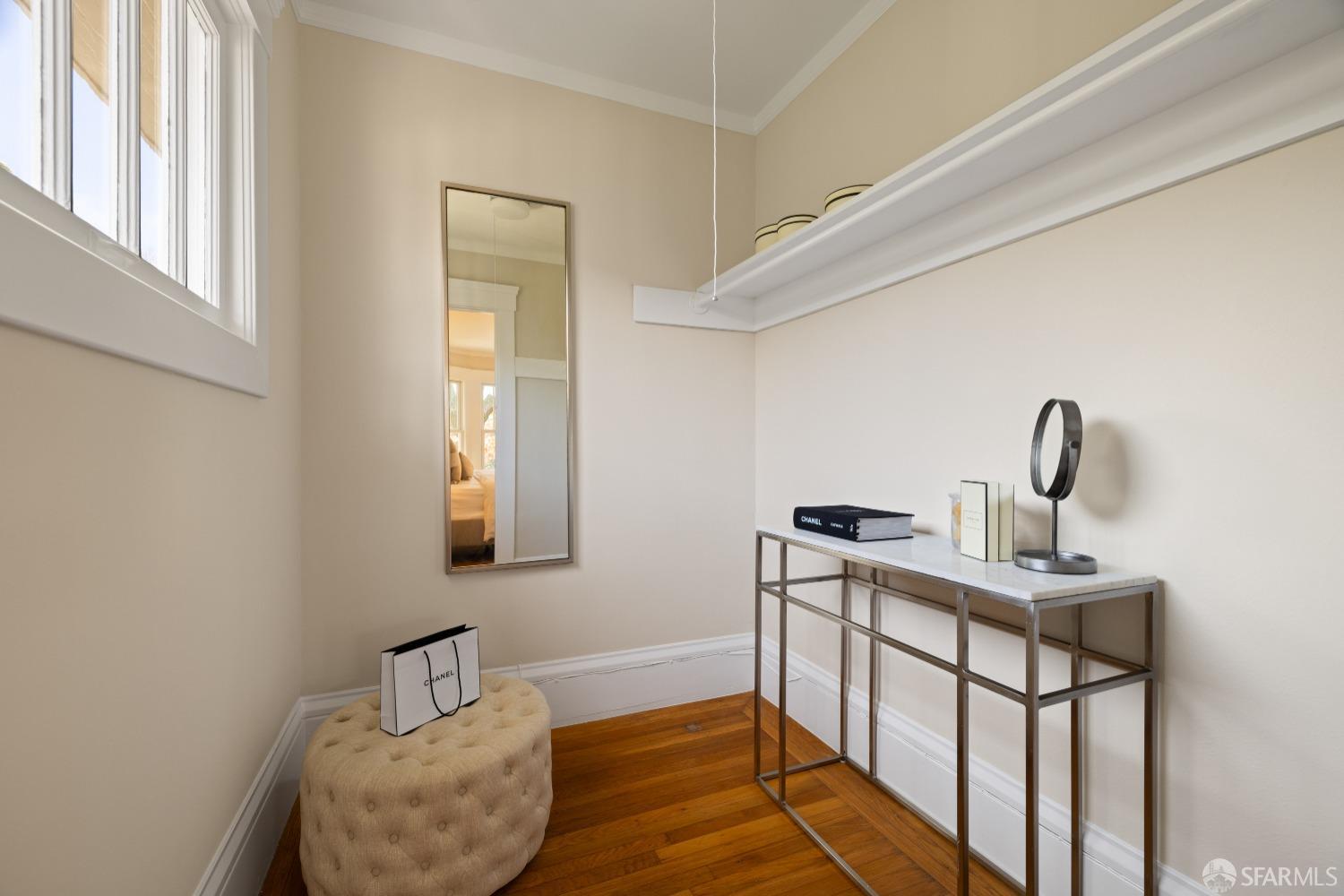 San Francisco, California 94116, United States, 4 Bedrooms Bedrooms, ,3 BathroomsBathrooms,Residential,Pending,120439