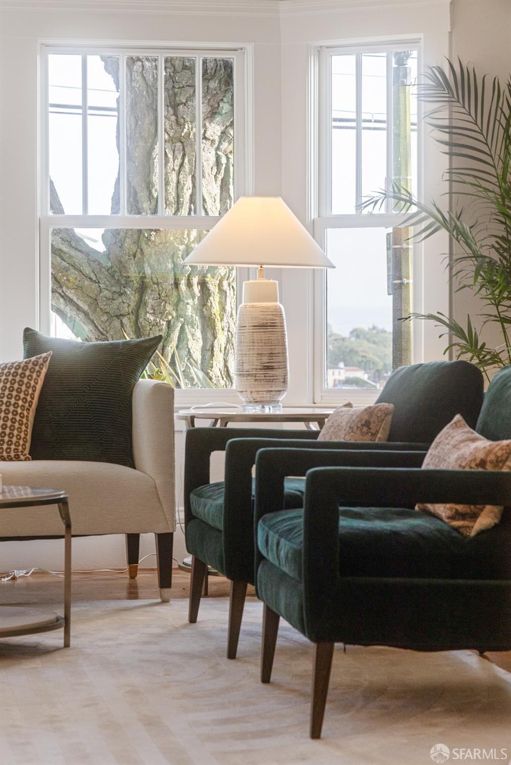 San Francisco, California 94116, United States, 4 Bedrooms Bedrooms, ,3 BathroomsBathrooms,Residential,Pending,120439