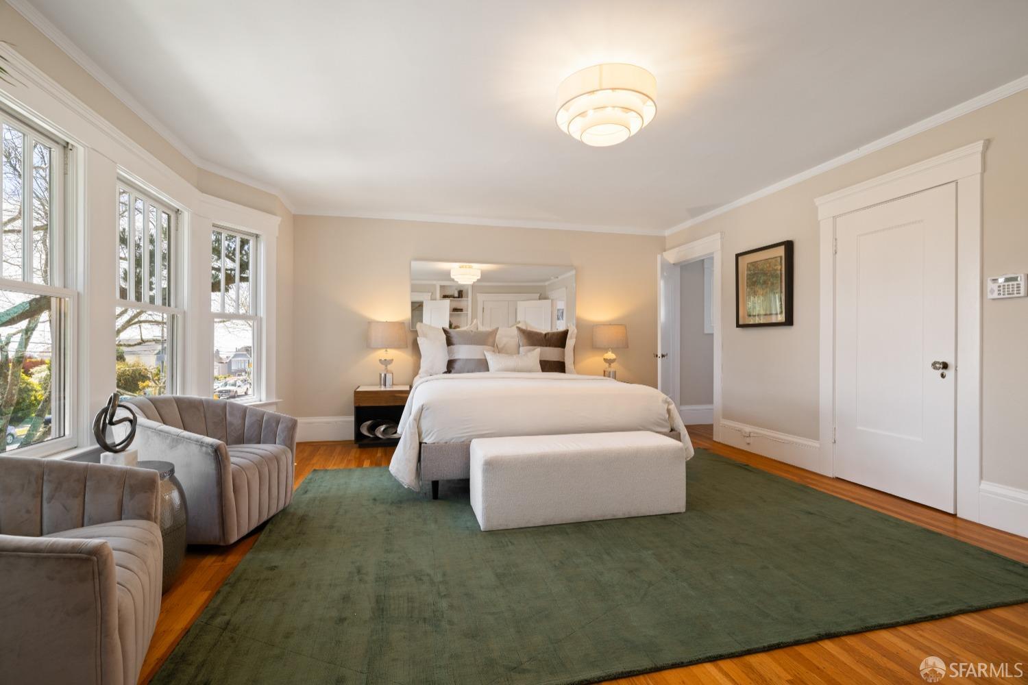 San Francisco, California 94116, United States, 4 Bedrooms Bedrooms, ,3 BathroomsBathrooms,Residential,Pending,120439