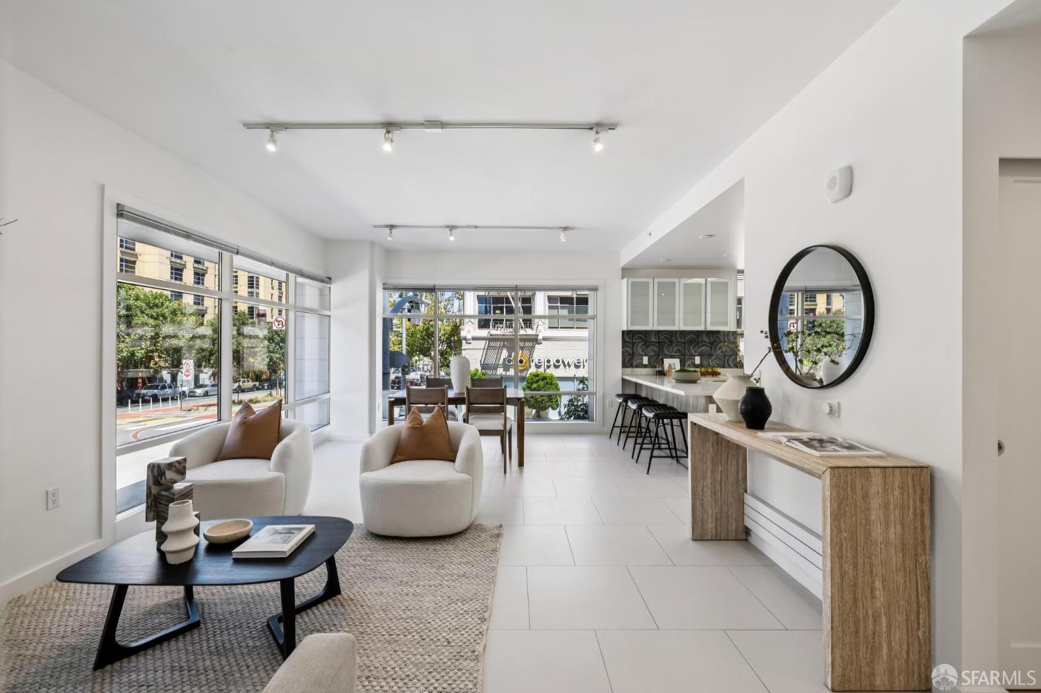 1868 Van Ness Avenue 202, San Francisco CA 94109