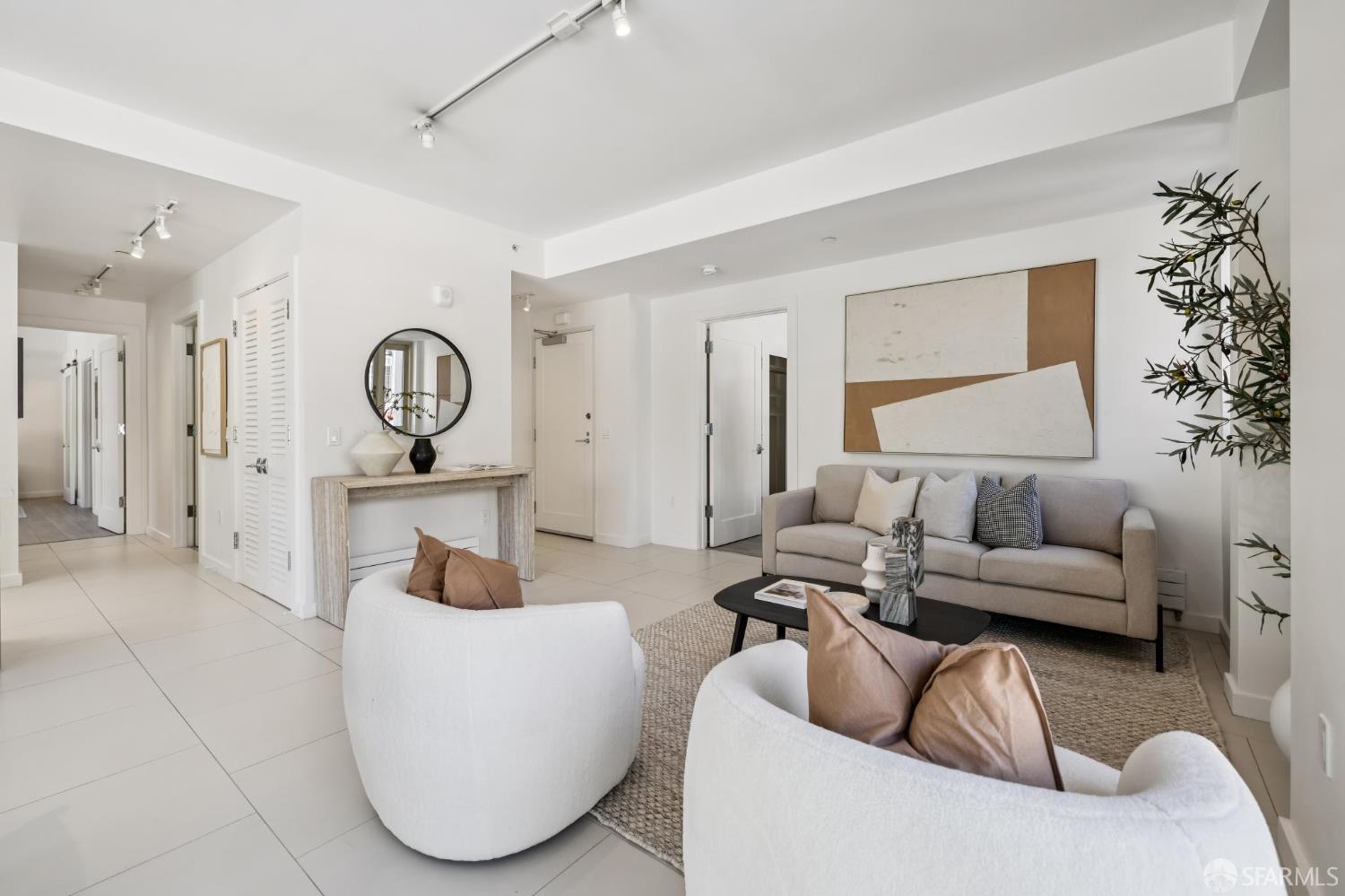 1868 Van Ness Avenue 202