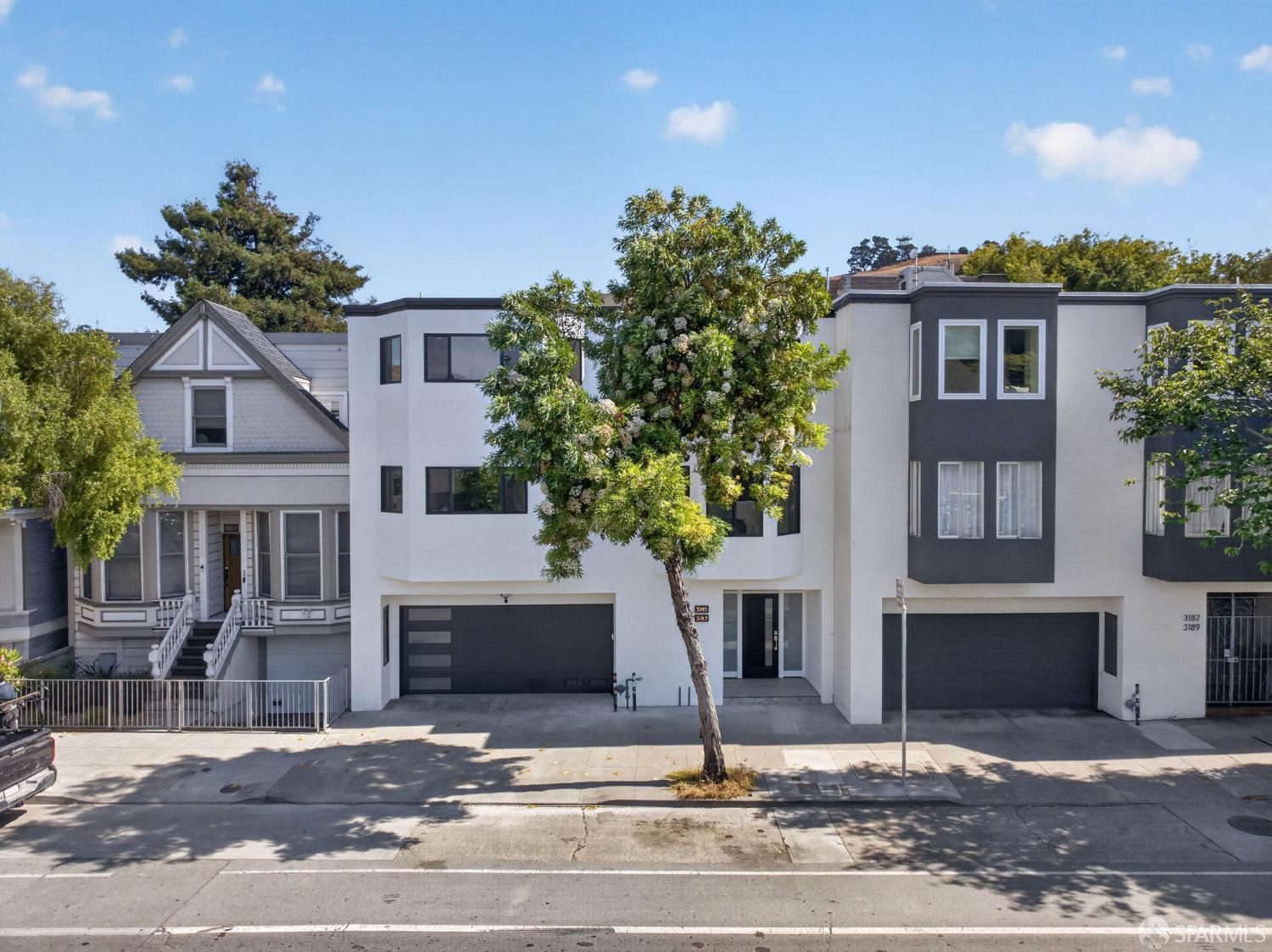 3185 Cesar Chavez Street 2
