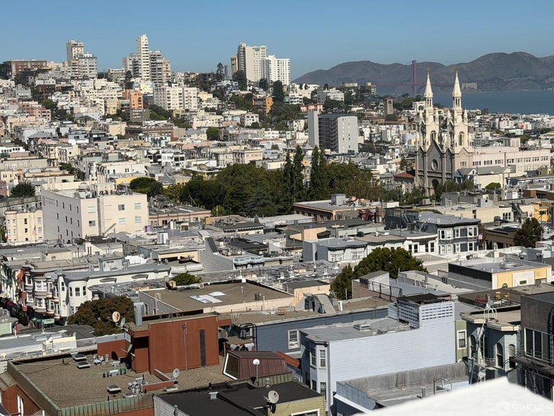 12 Reno Place