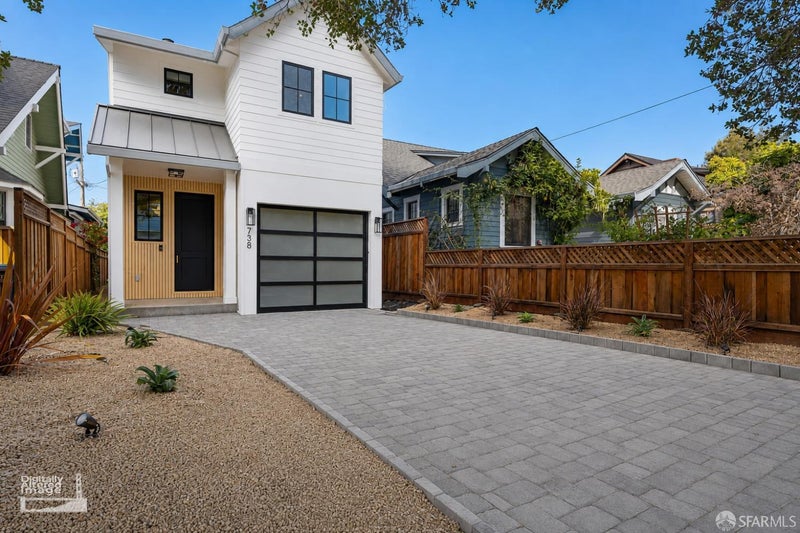 738 Fairfield Road