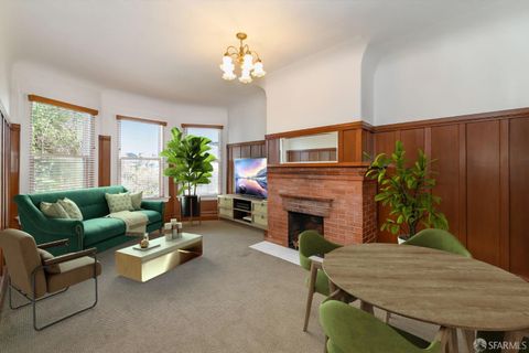Photo of 317 Douglass Street, San Francisco, CA 94114 (MLS # 425079548)