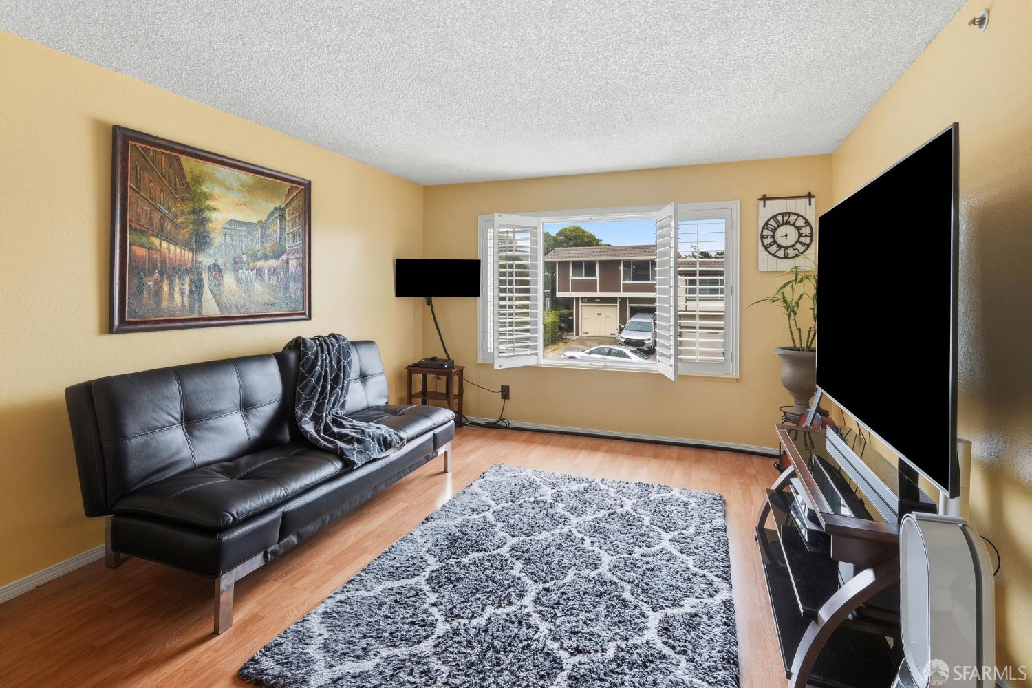2467 Rowntree Way 203B