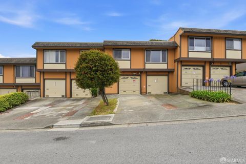 2 beds bed, 1 baths bath property at 2467 Rowntree Way 203b, South San Francisco, CA 94080