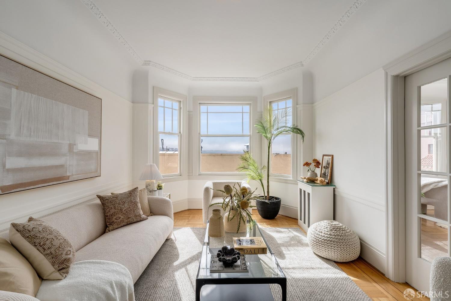 1405 Greenwich Street 6