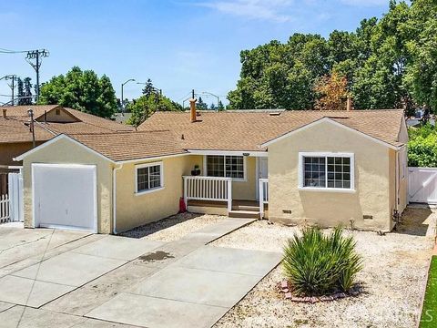 Photo of 16829 Daryl Avenue, San Lorenzo, CA 94580 (MLS # 425080164)