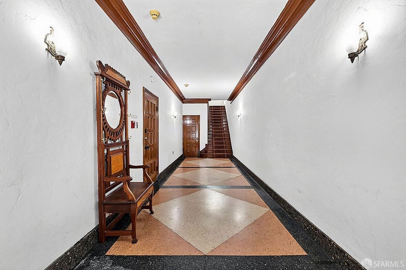 62 Oakwood Street