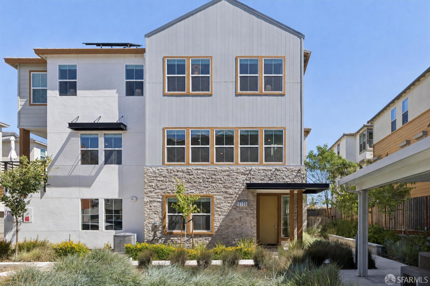 6120 Bullion Lane
