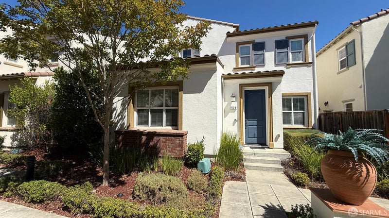 1028 Applewood Drive