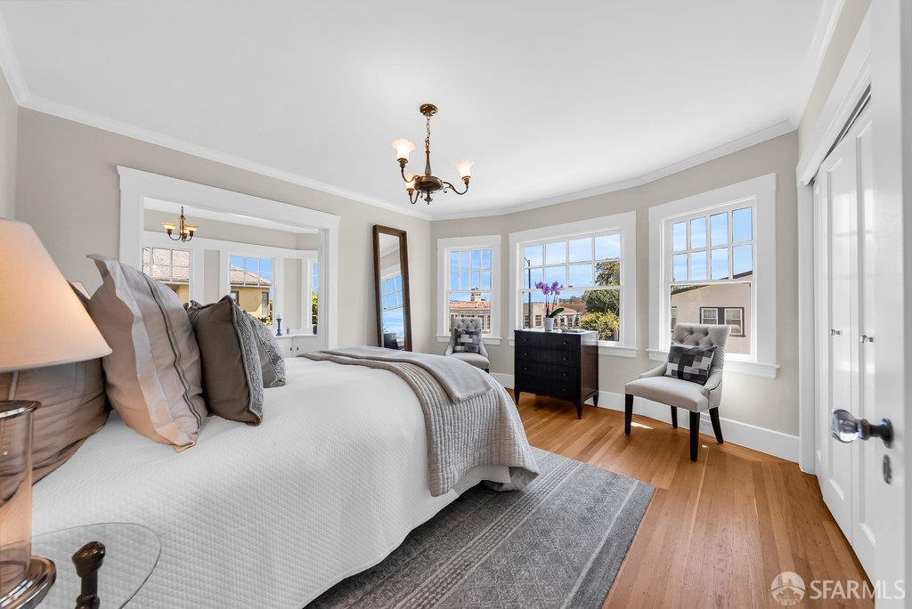 San Francisco, California 94112, United States, 2 Bedrooms Bedrooms, ,1 BathroomBathrooms,Residential,Pending,186858