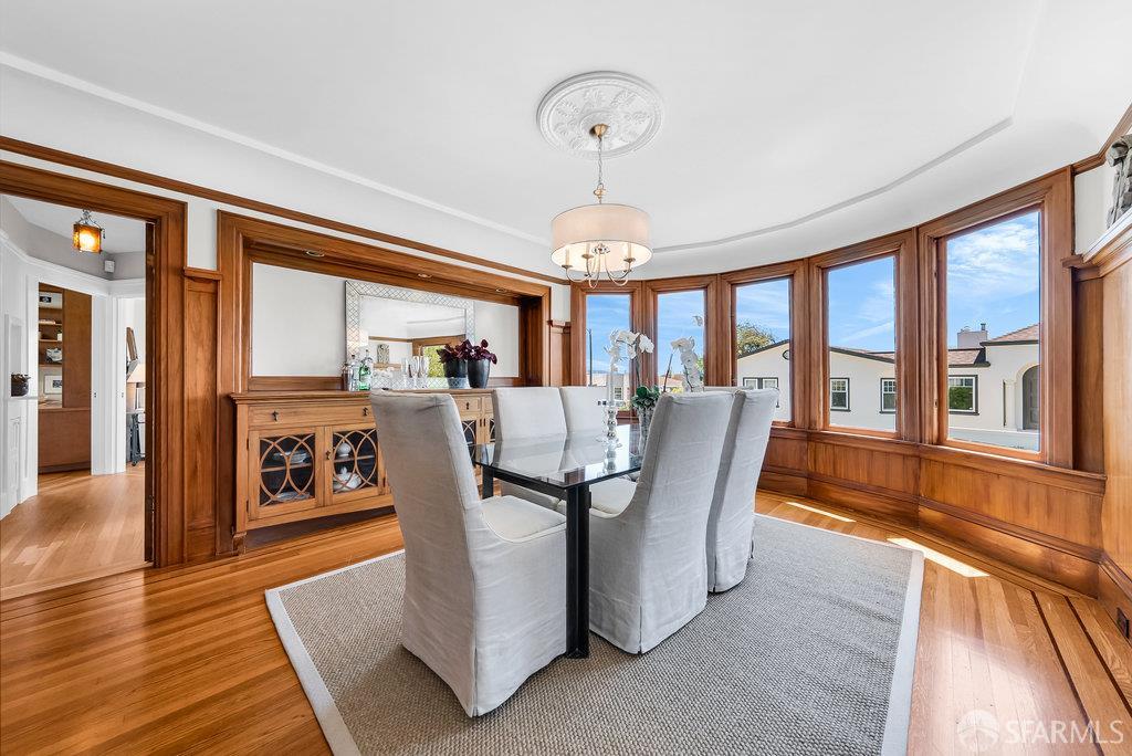 San Francisco, California 94112, United States, 2 Bedrooms Bedrooms, ,1 BathroomBathrooms,Residential,Pending,186858