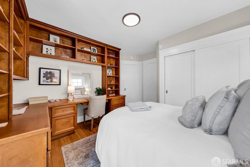 San Francisco, California 94112, United States, 2 Bedrooms Bedrooms, ,1 BathroomBathrooms,Residential,Pending,186858