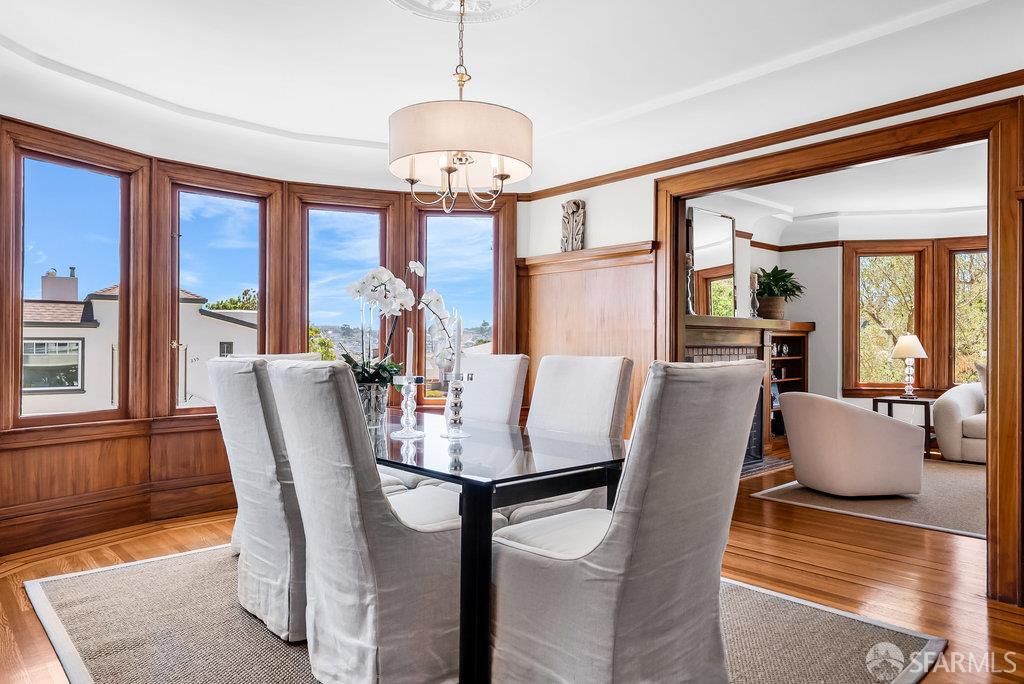 San Francisco, California 94112, United States, 2 Bedrooms Bedrooms, ,1 BathroomBathrooms,Residential,Pending,186858