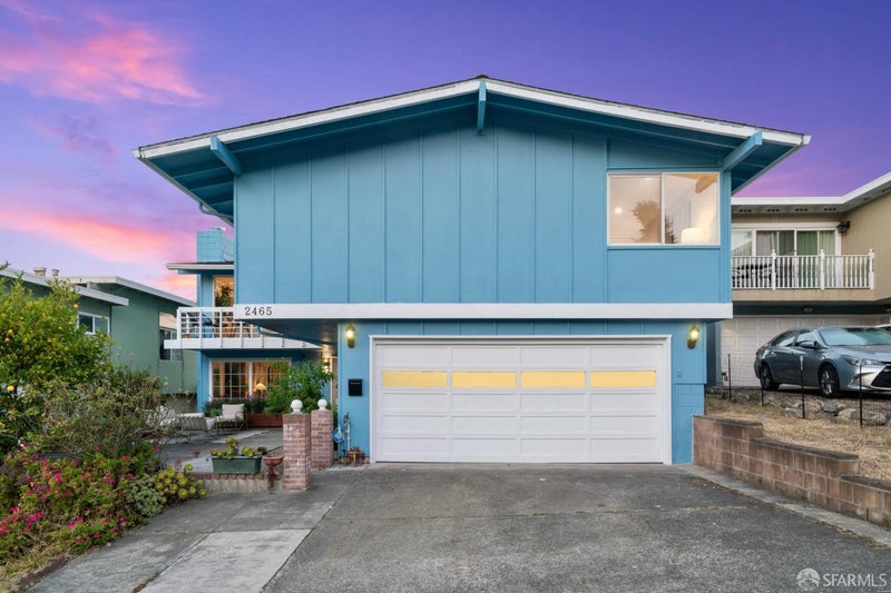 2465 Erin Place