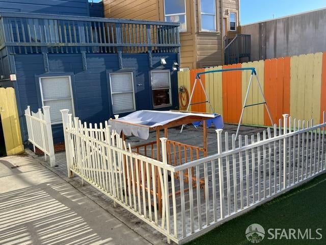 2124 Taraval Street