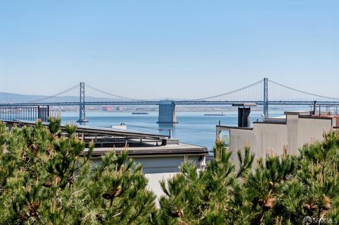 Property photo of 1407 Montgomery Street 2, San Francisco, CA 94133