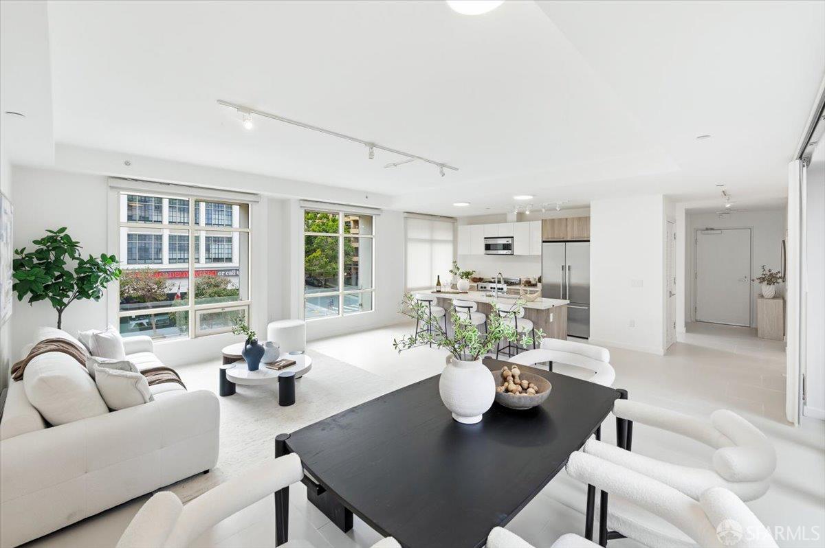 1868 Van Ness Avenue 303