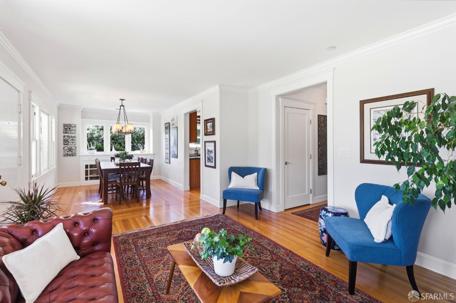 828 Laurel Avenue