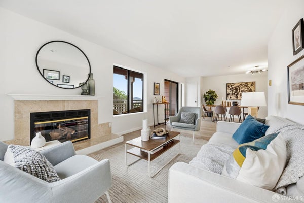 101 OAK CT, DALY CITY, CA 94014 - Image a06a1bbf86313d346aa3a76cd47245c6/1447497597