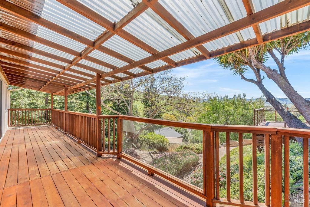 Benicia, California 94510, United States, 4 Bedrooms Bedrooms, ,3 BathroomsBathrooms,Residential,Pending,122475