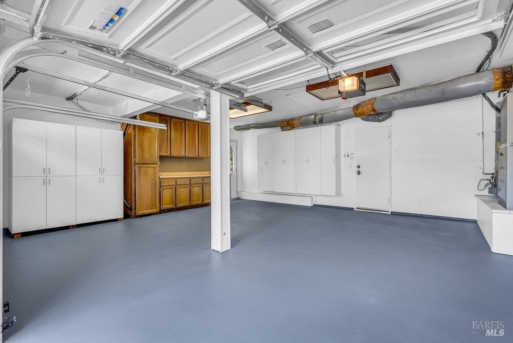 Benicia, California 94510, United States, 4 Bedrooms Bedrooms, ,3 BathroomsBathrooms,Residential,Pending,122475