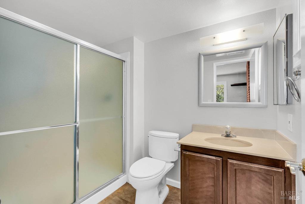 Benicia, California 94510, United States, 4 Bedrooms Bedrooms, ,3 BathroomsBathrooms,Residential,Pending,122475