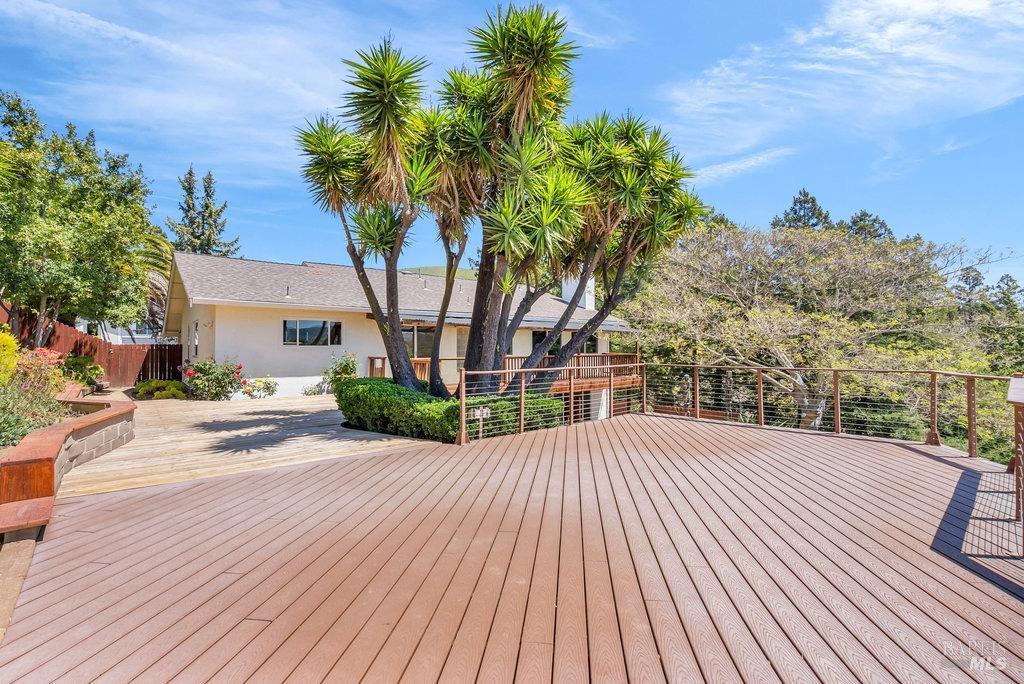 Benicia, California 94510, United States, 4 Bedrooms Bedrooms, ,3 BathroomsBathrooms,Residential,Pending,122475