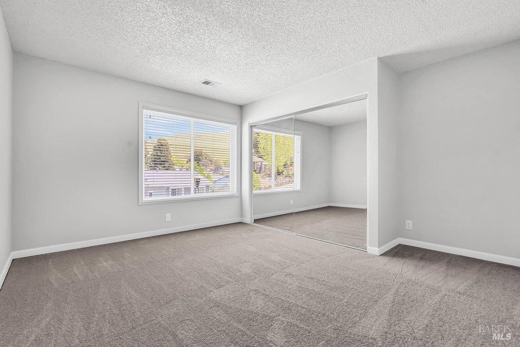 Benicia, California 94510, United States, 4 Bedrooms Bedrooms, ,3 BathroomsBathrooms,Residential,Pending,122475