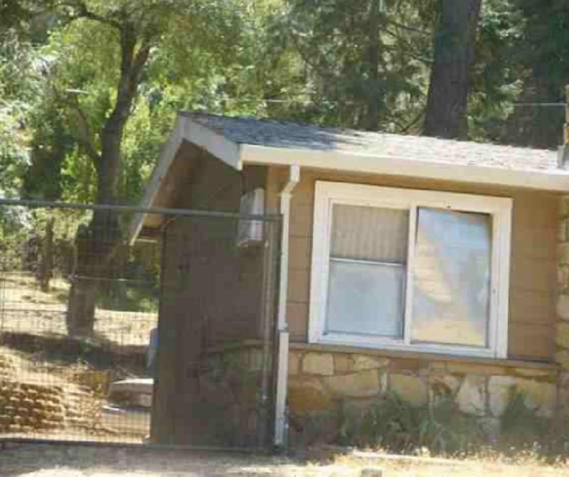 5664 Siesta Lane